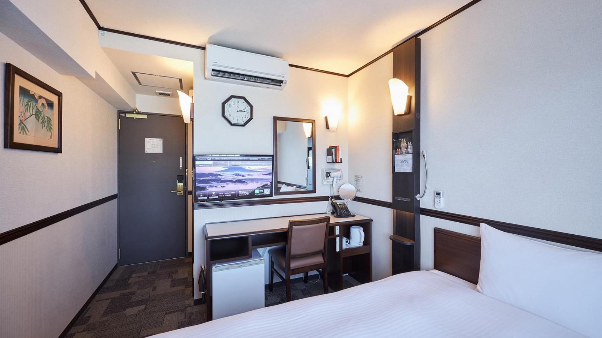 Toyoko Inn Tokyo Nihombashi Zeimusho Mae Стая снимка